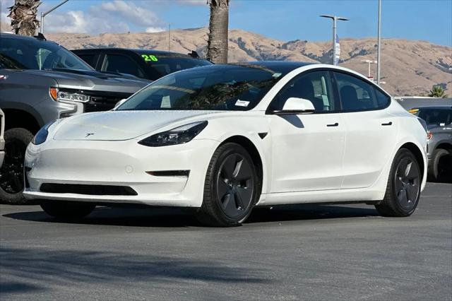 2022 Tesla Model 3 Rear-Wheel Drive