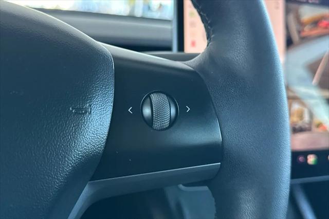 2022 Tesla Model 3 Rear-Wheel Drive