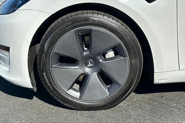 2022 Tesla Model 3 Rear-Wheel Drive