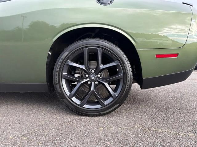 2022 Dodge Challenger SXT