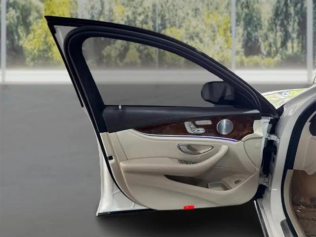 2019 Mercedes-Benz E-CLASS E 300 4MATIC