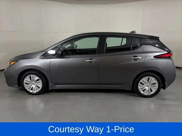 2025 Nissan LEAF S