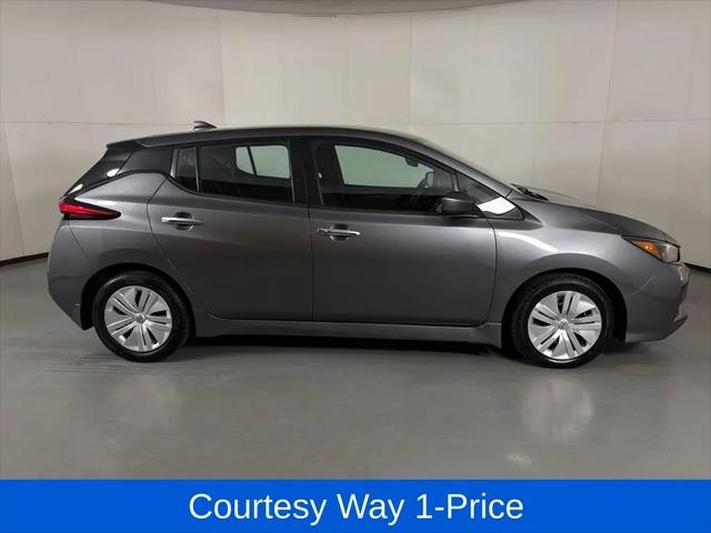 2025 Nissan LEAF S