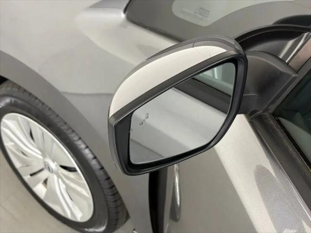 2025 Nissan LEAF S
