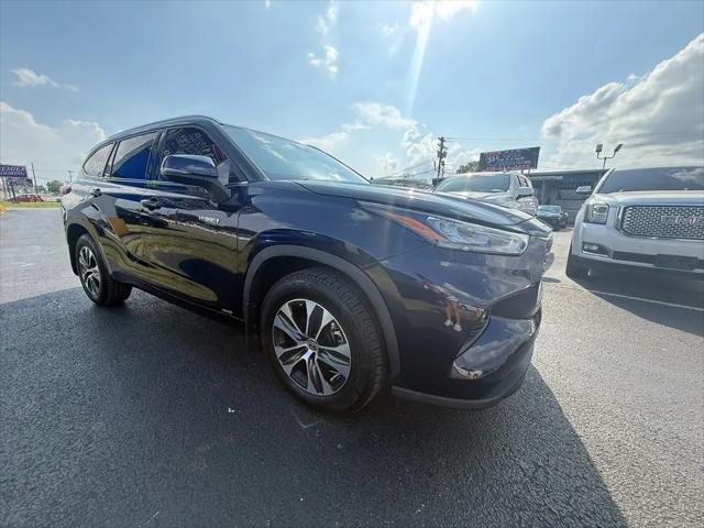 2020 Toyota Highlander Hybrid XLE for sale in Lebanon, TN