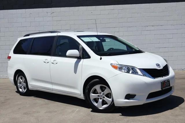 2014 Toyota Sienna LE V6 7 Passenger Mobility for sale in Fullerton, CA
