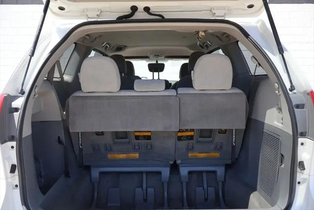 2014 Toyota Sienna LE V6 7 Passenger Mobility