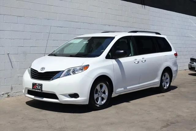 2014 Toyota Sienna LE V6 7 Passenger Mobility