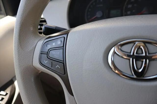 2014 Toyota Sienna LE V6 7 Passenger Mobility