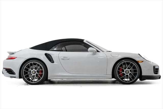 2017 Porsche 911 Turbo