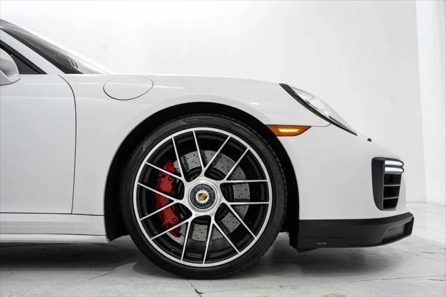 2017 Porsche 911 Turbo