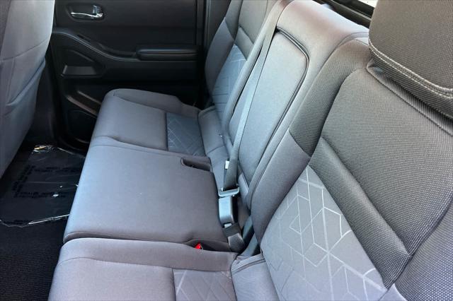 2026 Nissan Frontier Crew Cab SV 4x2
