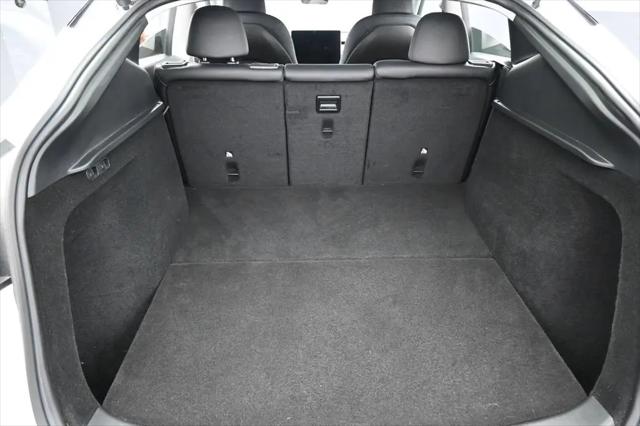 2024 Tesla Model Y Long Range Single Motor Rear-Wheel Drive
