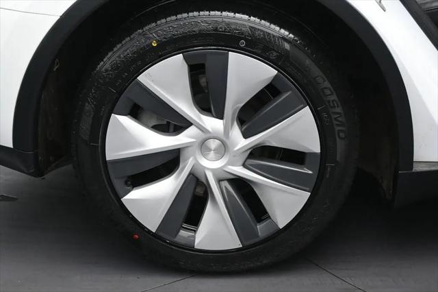 2024 Tesla Model Y Long Range Single Motor Rear-Wheel Drive