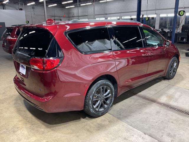 2020 Chrysler Pacifica AWD Launch Edition