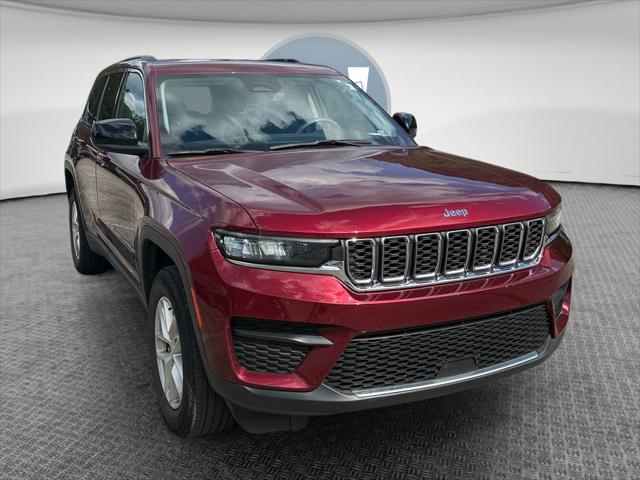 2023 Jeep Grand Cherokee Laredo 4x4 for sale in White Oak, PA