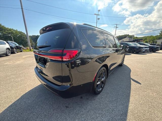 2022 Chrysler Pacifica Limited