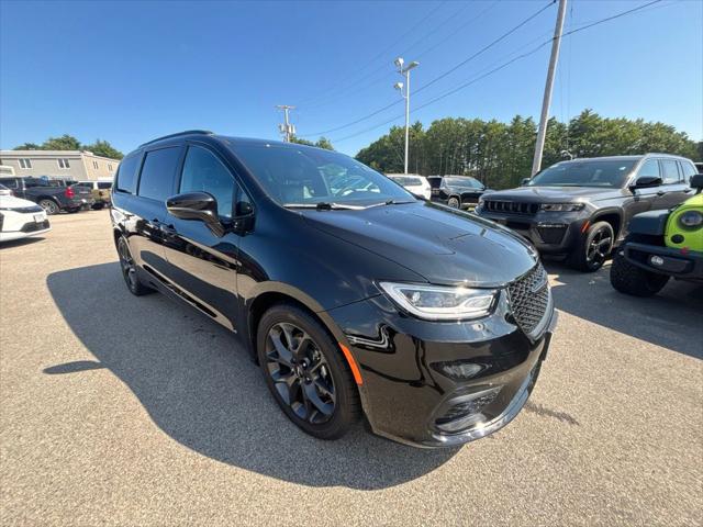 2022 Chrysler Pacifica Limited