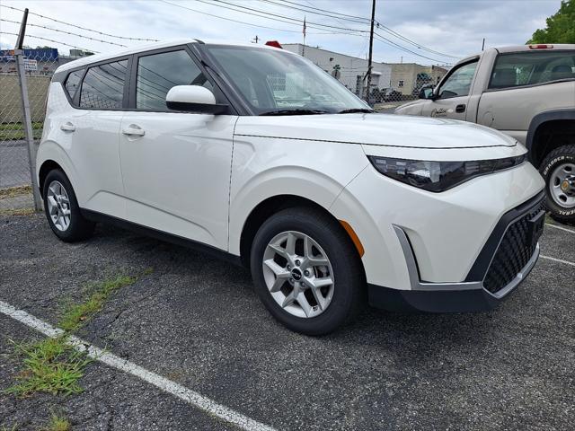 2025 Kia Soul LX 2025 Kia Soul LX