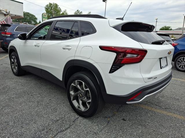 2024 Chevrolet Trax FWD LT