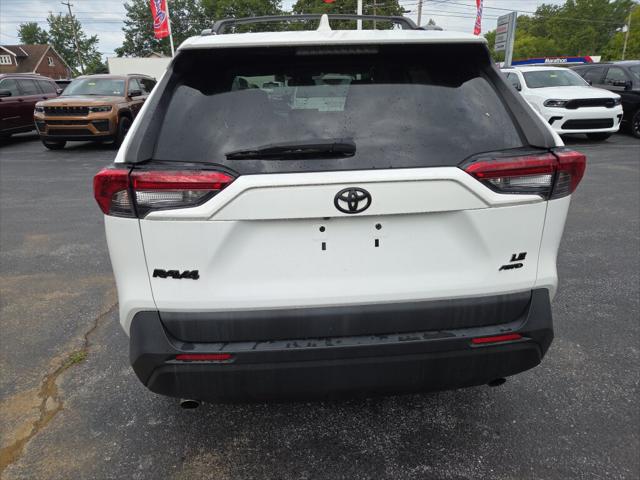 2019 Toyota RAV4 LE 2019 Toyota RAV4 LE