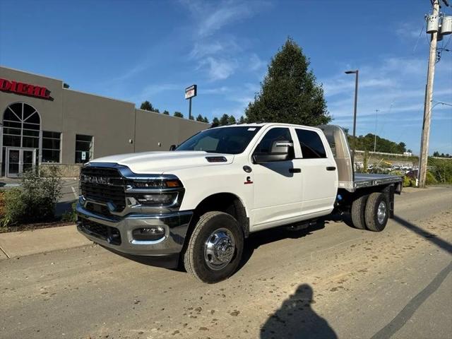 2026 RAM 3500 Chassis Tradesman/Big Horn