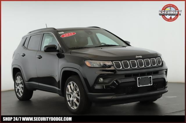 2022 Jeep Compass Latitude Lux 4x4 for sale in Amityville, NY