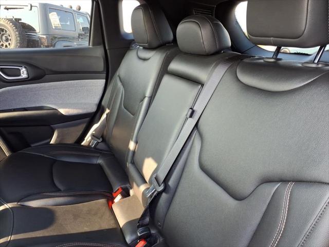 2024 Jeep Compass Latitude Lux FWD