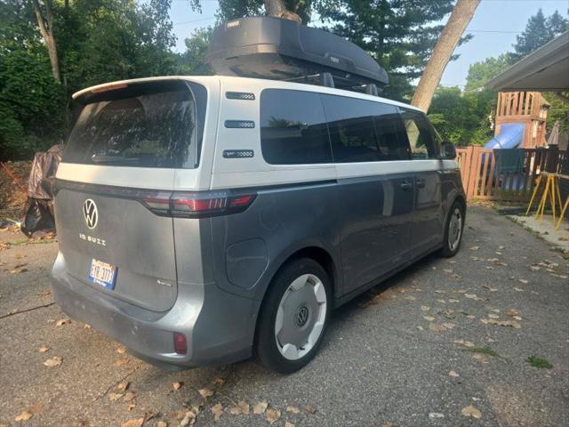 2025 Volkswagen ID. Buzz 1st Edition with 4MOTION 2025 Volkswagen ID. Buzz 1st Edition with 4MOTION