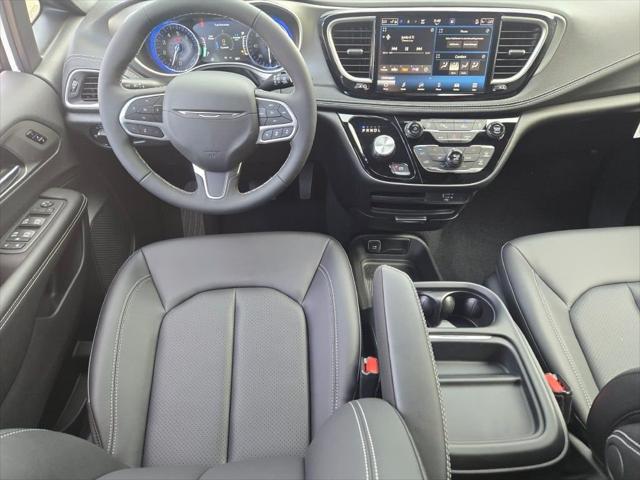 2027 Chrysler Pacifica PACIFICA SELECT AWD 2027 Chrysler Pacifica PACIFICA SELECT AWD