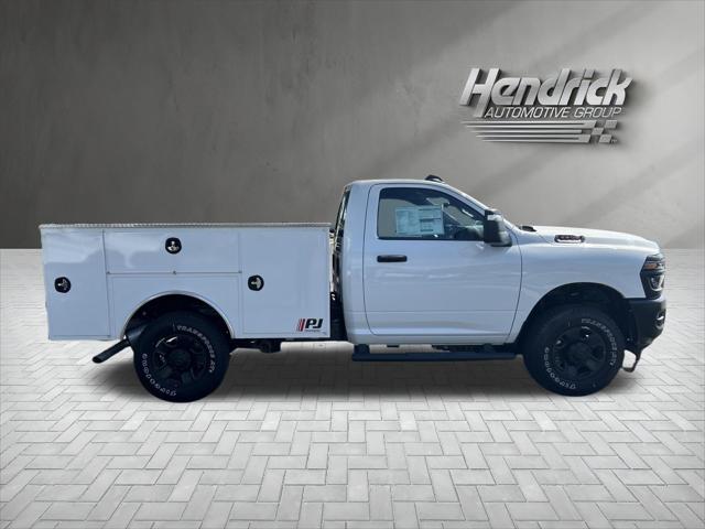 New 2026 Bright White Clear-Coat Exterior Paint RAM Tradesman image 36