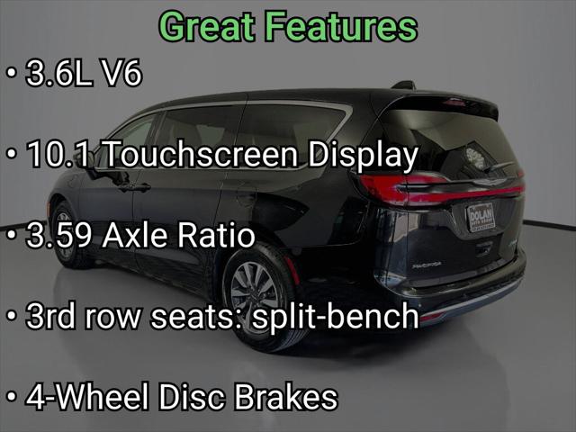 2023 Chrysler Pacifica Hybrid Touring L