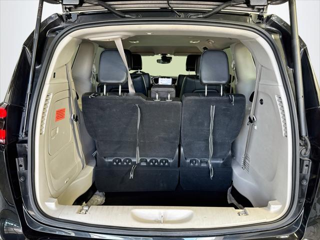 2023 Chrysler Pacifica Hybrid Touring L