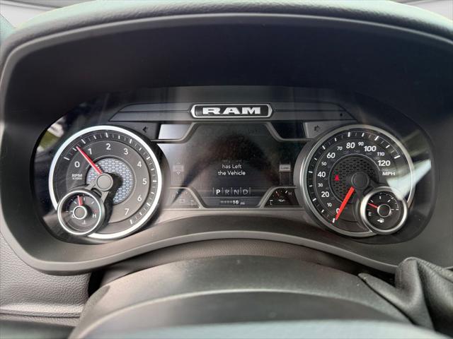 2026 Ram 2500 Big Horn Crew Cab 4x4 64 Box