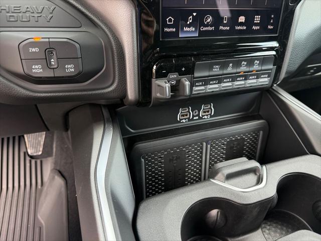 2026 Ram 2500 Big Horn Crew Cab 4x4 64 Box