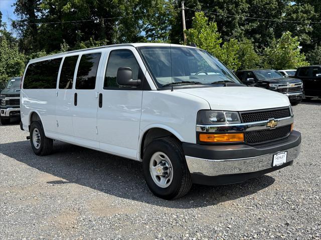 2025 Chevrolet Express Passenger RWD 3500 Extended Wheelbase LT for sale in Poughkeepsie, NY