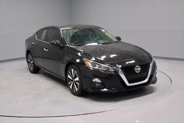 2019 Nissan Altima 2.5 SV for sale in Groveport, OH