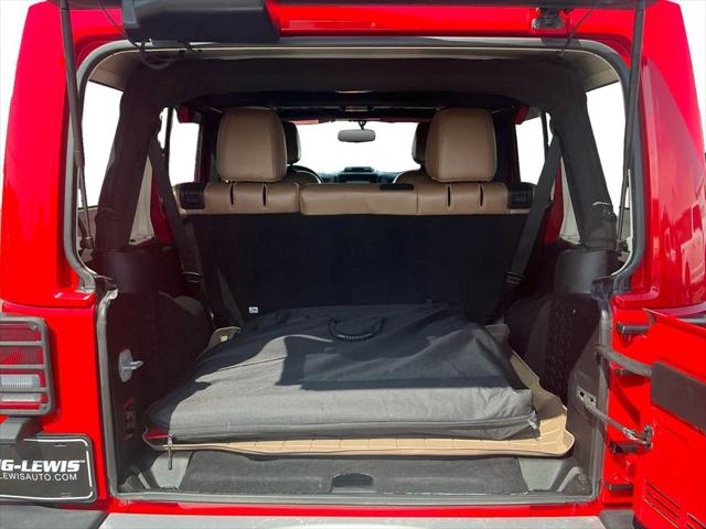 Used 2015 Jeep Wrangler Unlimited Sahara For Sale in Muscle Shoals, AL