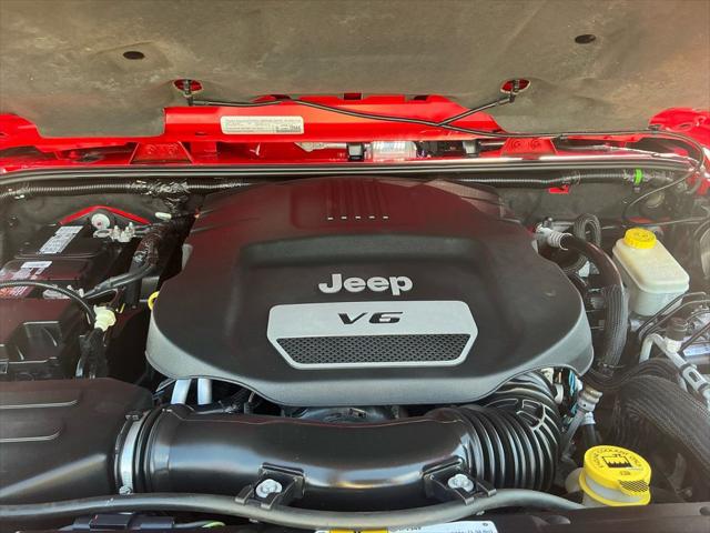 Used 2015 Jeep Wrangler Unlimited Sahara For Sale in Muscle Shoals, AL