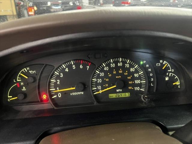 2000 Toyota Tundra LTD V8
