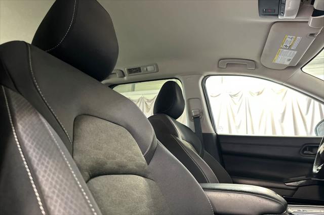 2024 Nissan Pathfinder SV FWD