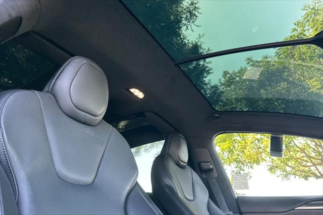 2022 Tesla Model X Plaid Tri Motor All-Wheel Drive