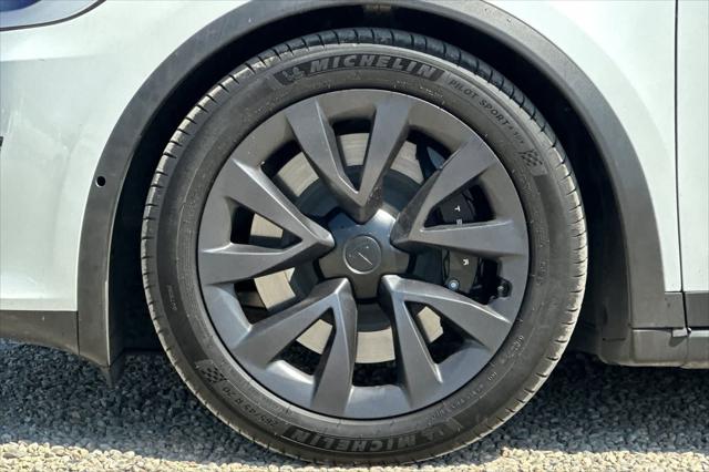 2022 Tesla Model X Plaid Tri Motor All-Wheel Drive