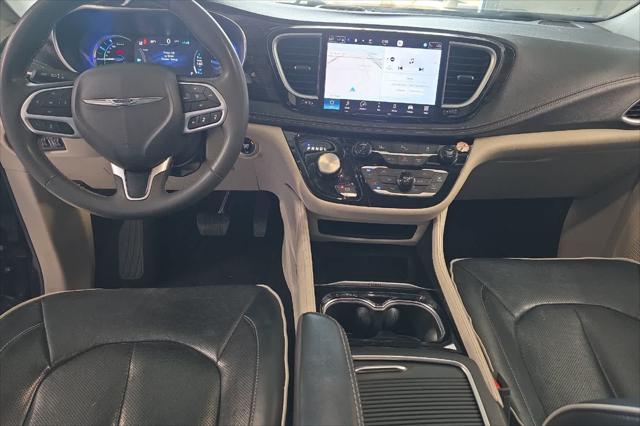 2023 Chrysler Pacifica Hybrid Limited