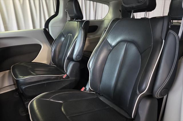 2023 Chrysler Pacifica Hybrid Limited