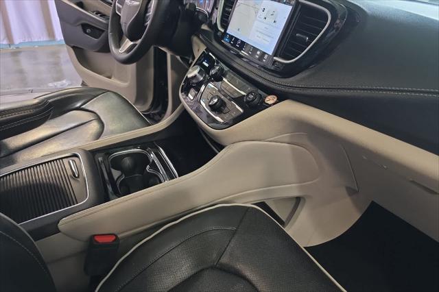 2023 Chrysler Pacifica Hybrid Limited