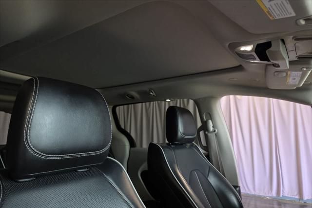 2023 Chrysler Pacifica Hybrid Limited