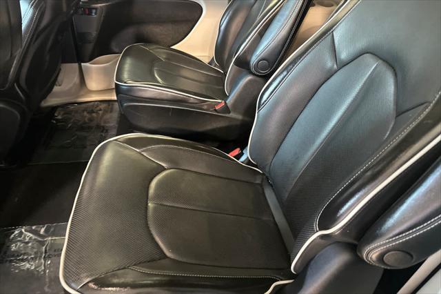 2023 Chrysler Pacifica Hybrid Limited
