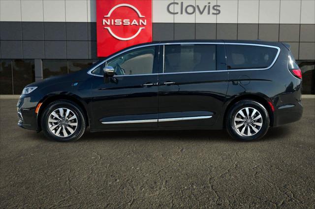 2023 Chrysler Pacifica Hybrid Limited