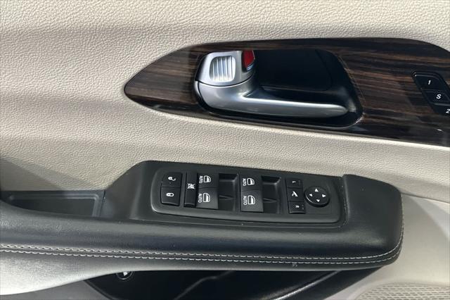 2023 Chrysler Pacifica Hybrid Limited